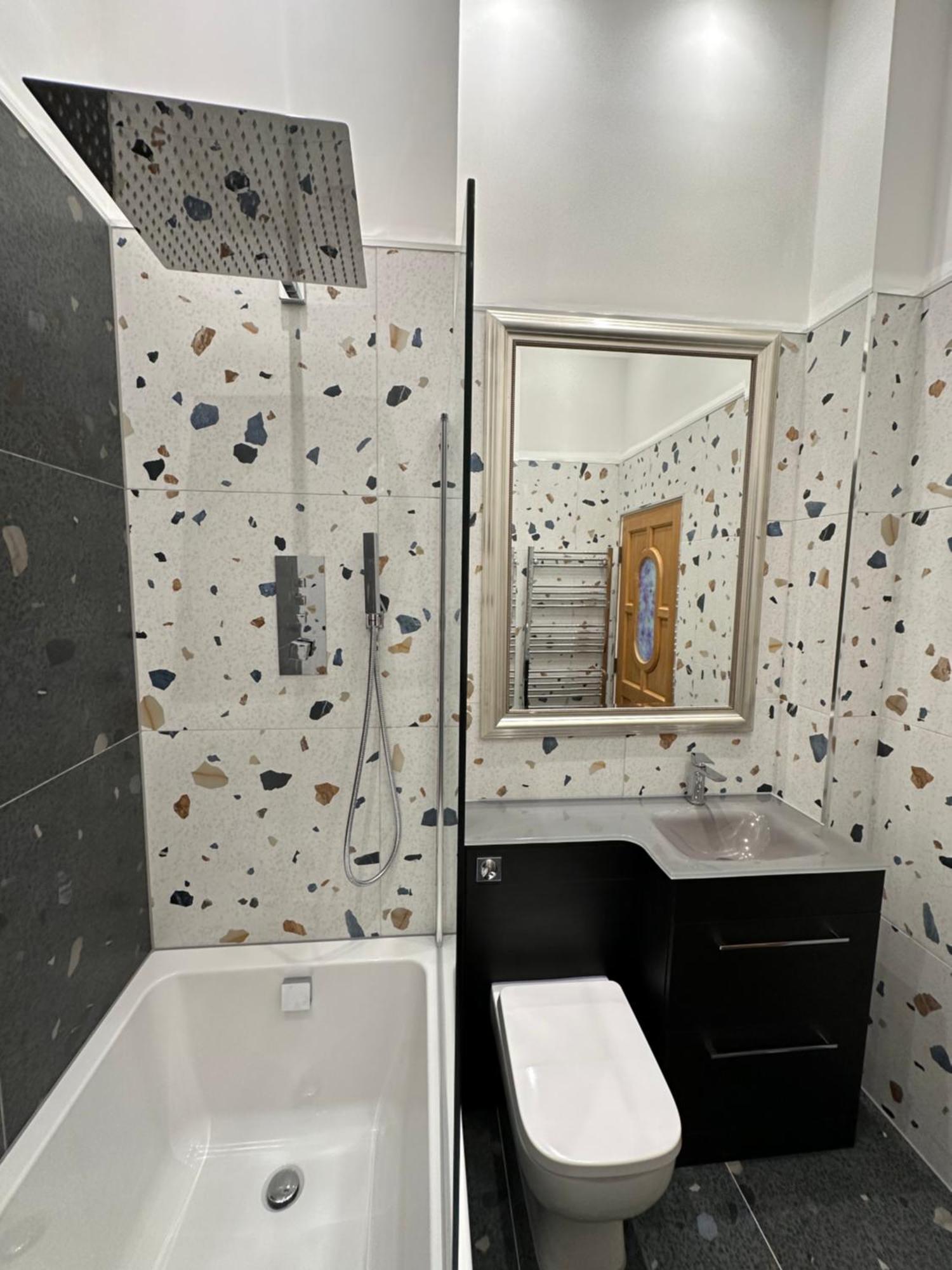 Stunning 2 bedroom apartment Glasgow Buitenkant foto