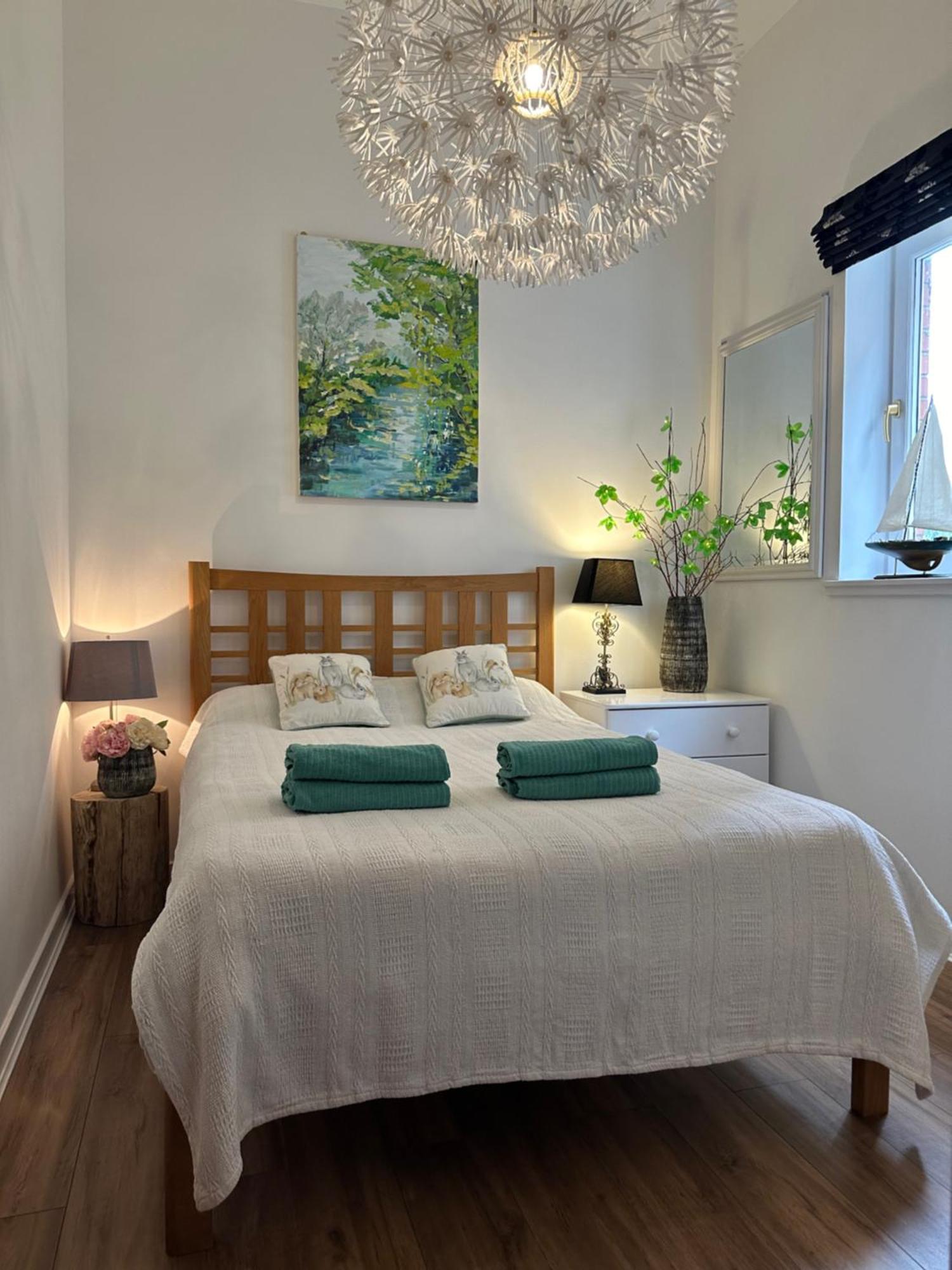 Stunning 2 bedroom apartment Glasgow Buitenkant foto